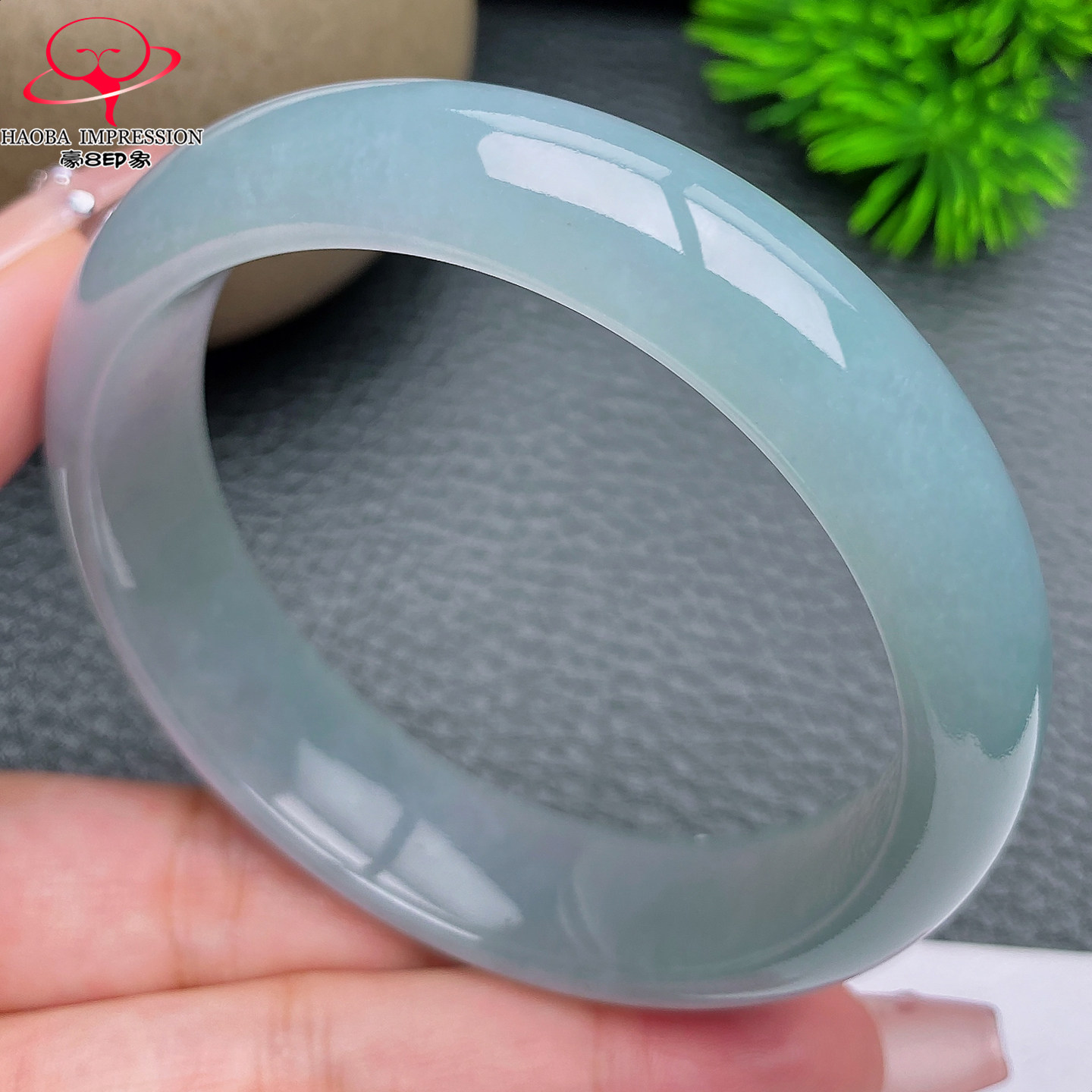 豪8印象®X26320X739翡翠手镯圈口58.8天然冰种蓝水翡翠玉镯64g