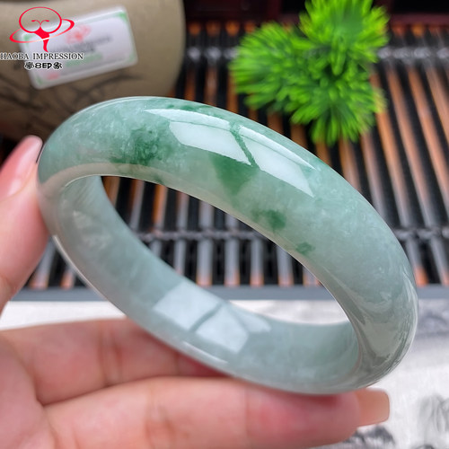 豪8印象®X26100X276翡翠手镯圈口59.6mm天然冰糯种绿飘花缅甸玉镯