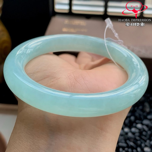 豪8印象W26800W230翡翠圆条手镯圈口55.5天然冰种蓝绿缅甸玉手镯