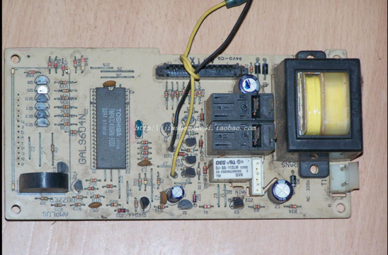 原装拆机，没修过，实物拍图，默认韵达，当天发货 买电视主板的亲，请看清标题的屏型号