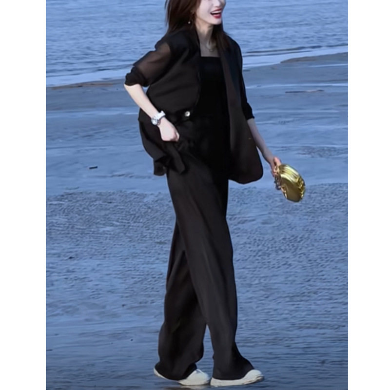 春秋大码新款时尚套装女早秋薄款西装吊带阔腿裤三件套2580