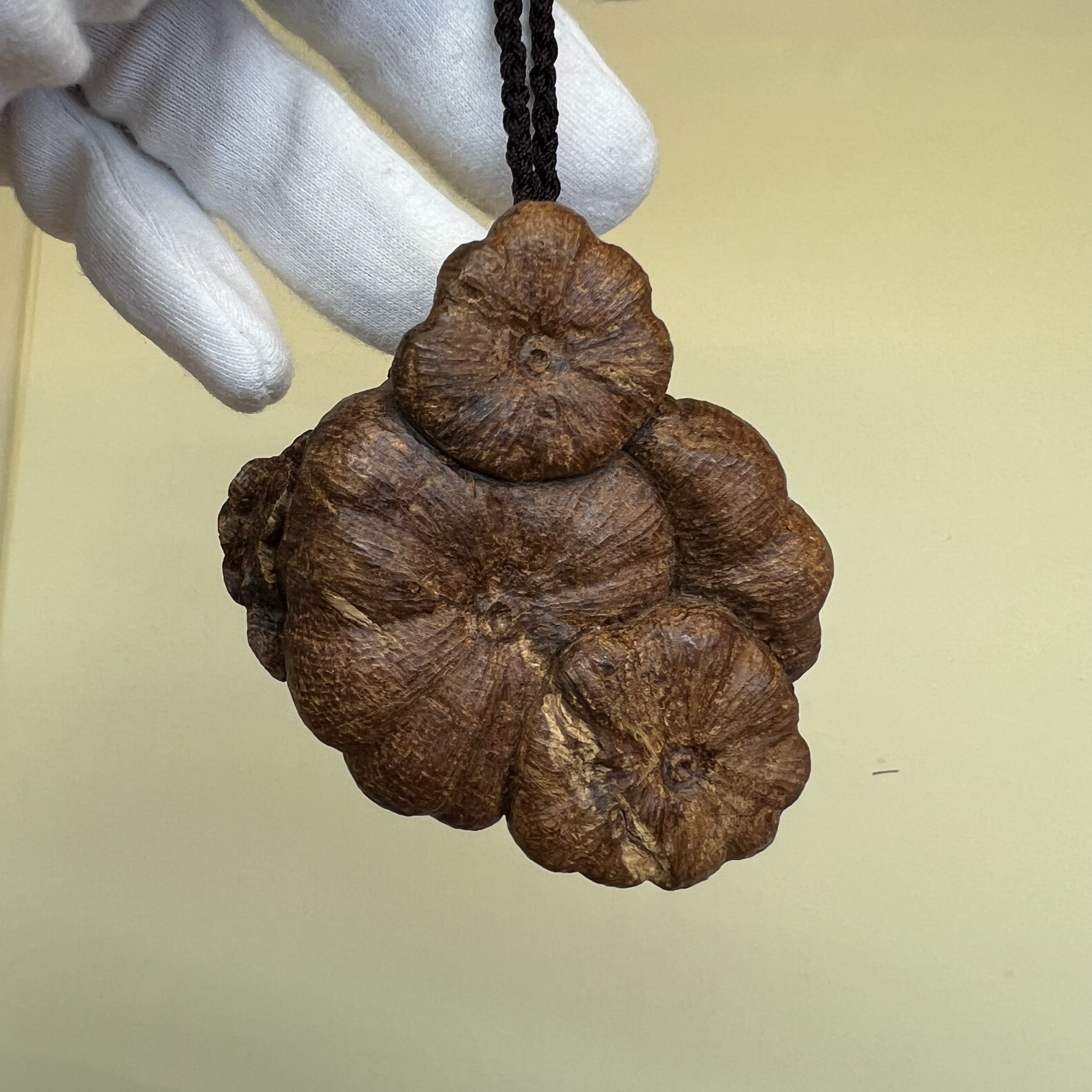 博物馆印尼沉香吊坠挂件天然沉香吊坠野料孤品21.6g