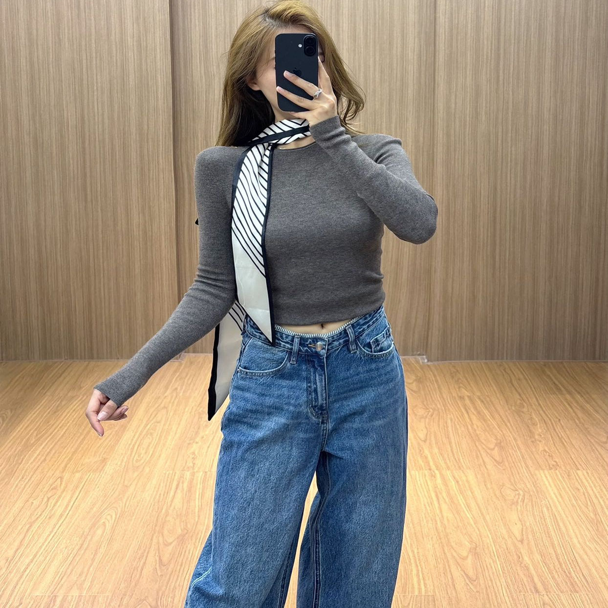 柔软舒适圆领打底衫羊毛