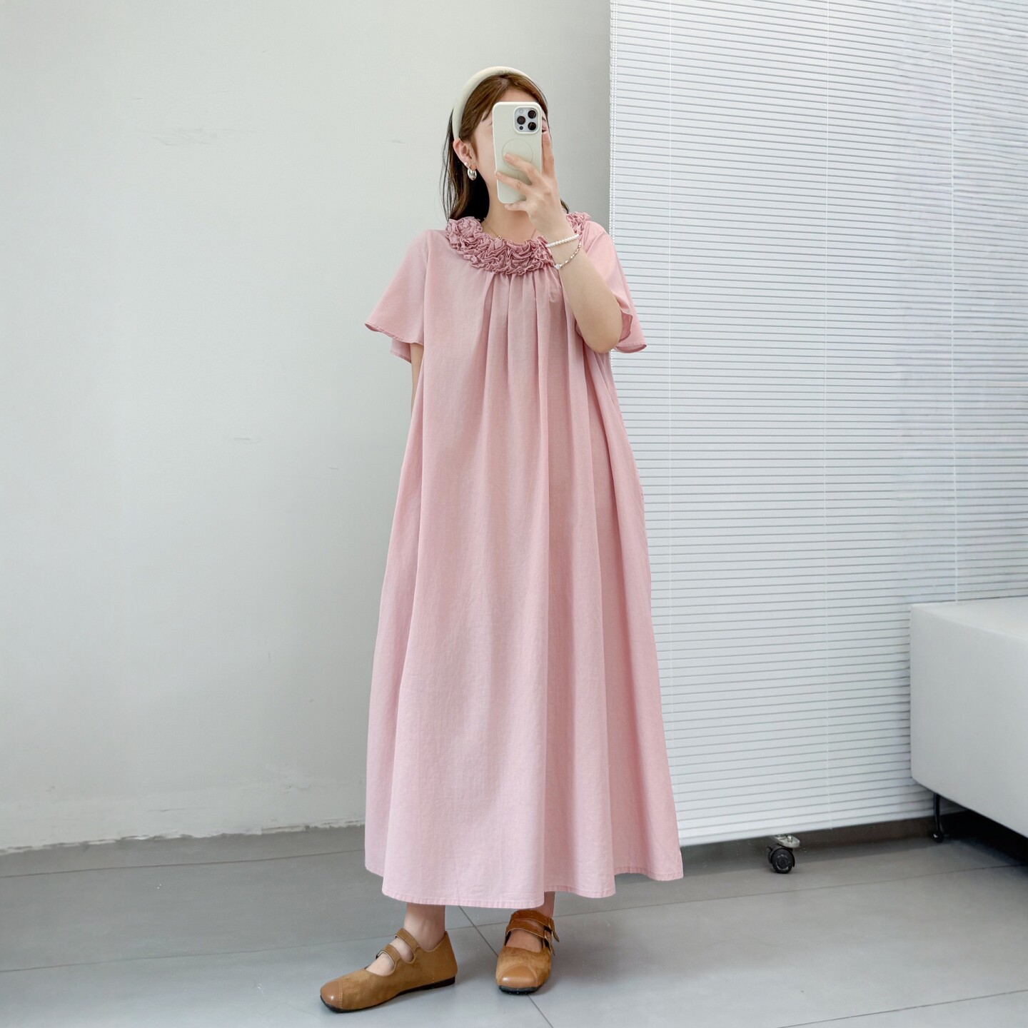 少女风木耳边领系带飞飞袖连衣裙