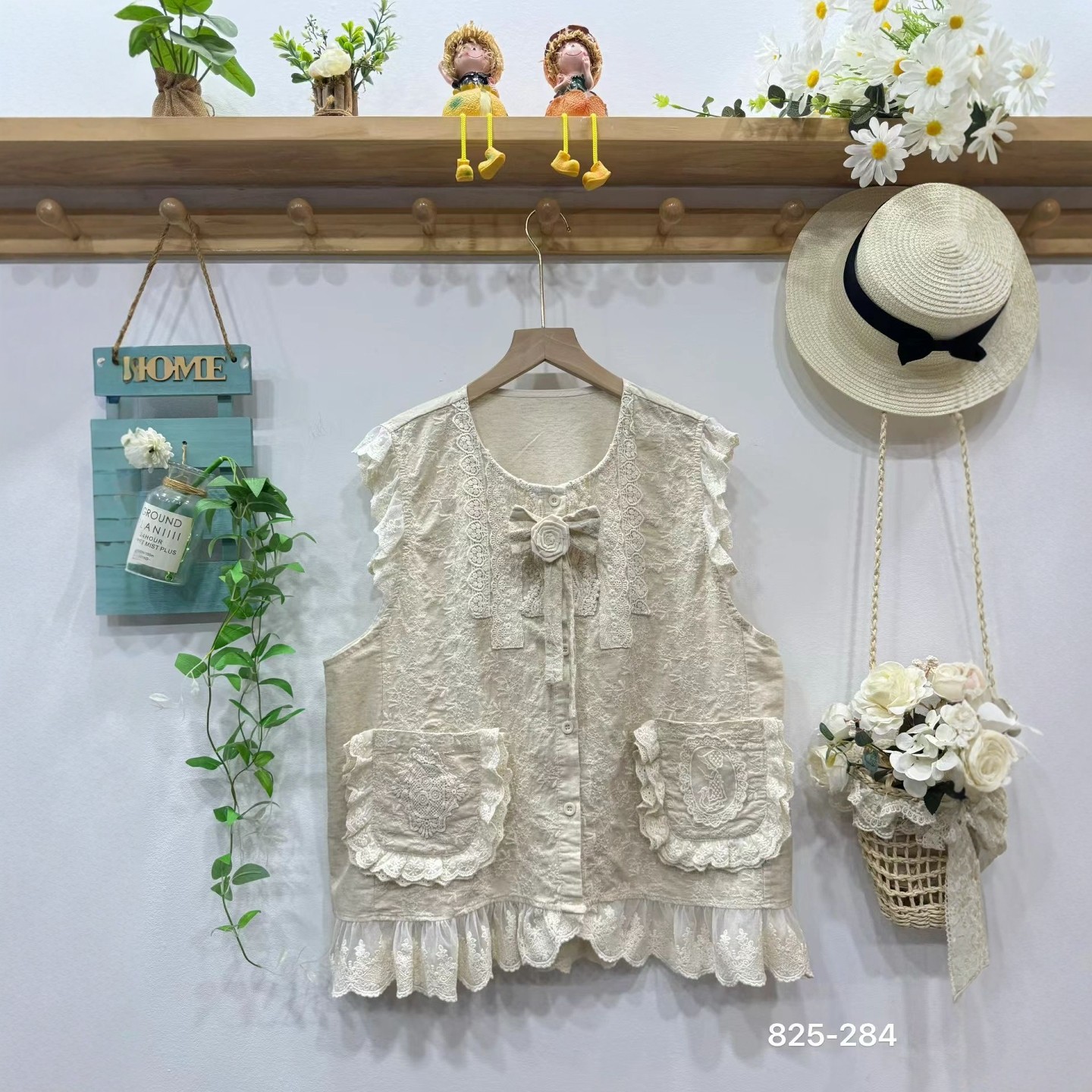 森系文艺甜美蕾丝拼接立体花无袖马甲宽松重工刺绣休闲百搭坎肩女