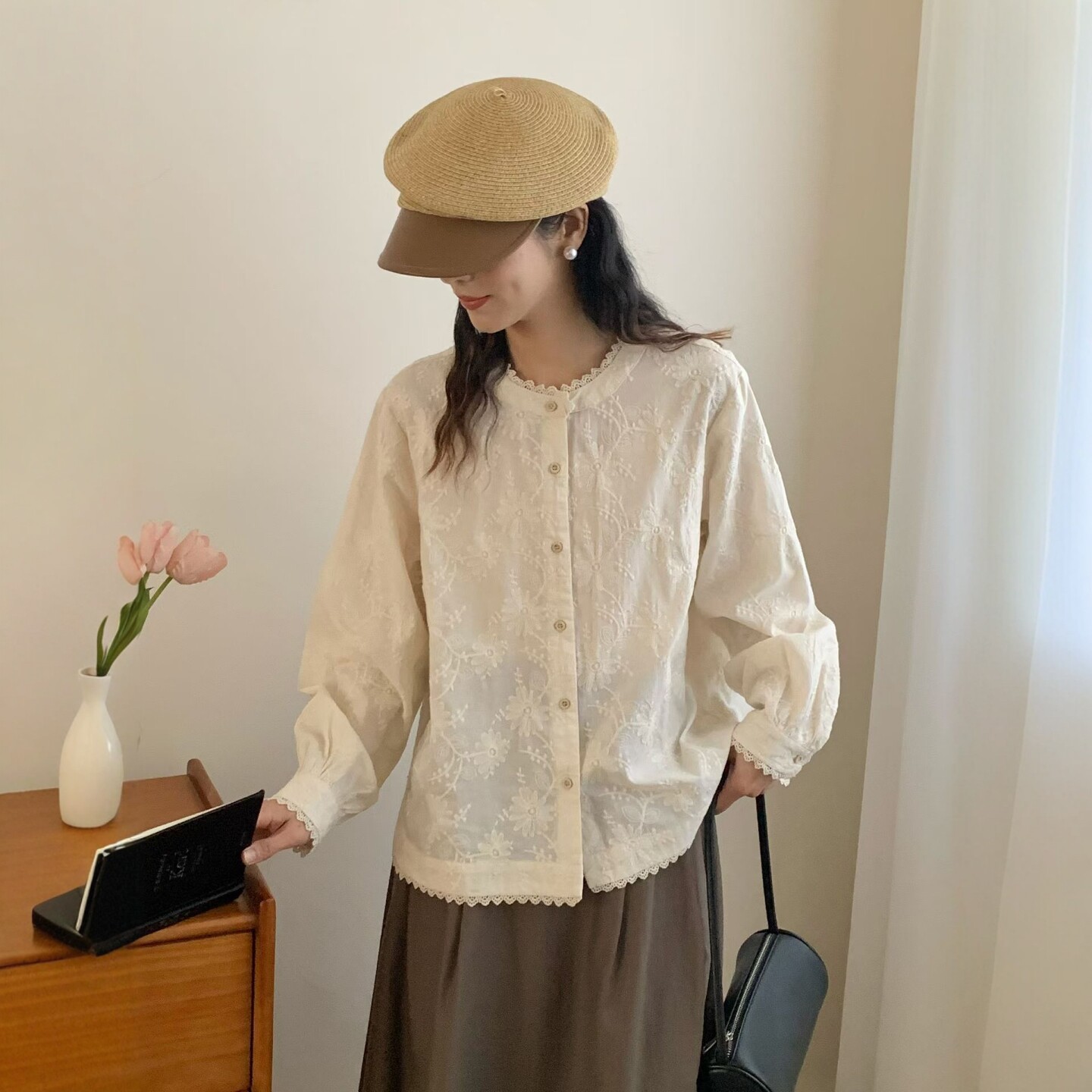 日系森系文艺棉布刺绣长袖衬衫宽松休闲单排扣满绣显瘦小个子上衣