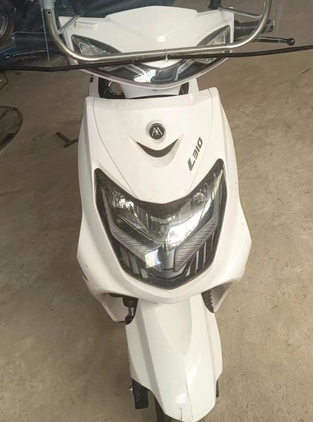 爱玛畅途l310电动车配件壳雅迪豪战三代豪鹰2016新聚英电瓶车塑件