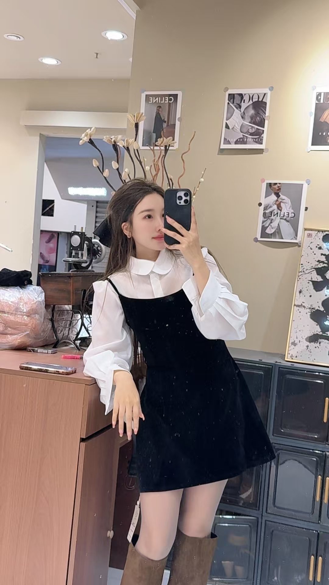 韩国东大门新娃娃领长袖衬衫女秋冬复古丝绒吊带裙连衣裙两件套