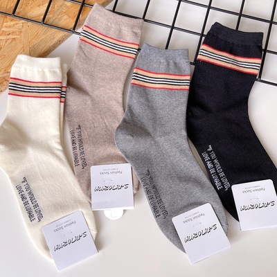 女袜休闲风条纹彩条中筒女袜