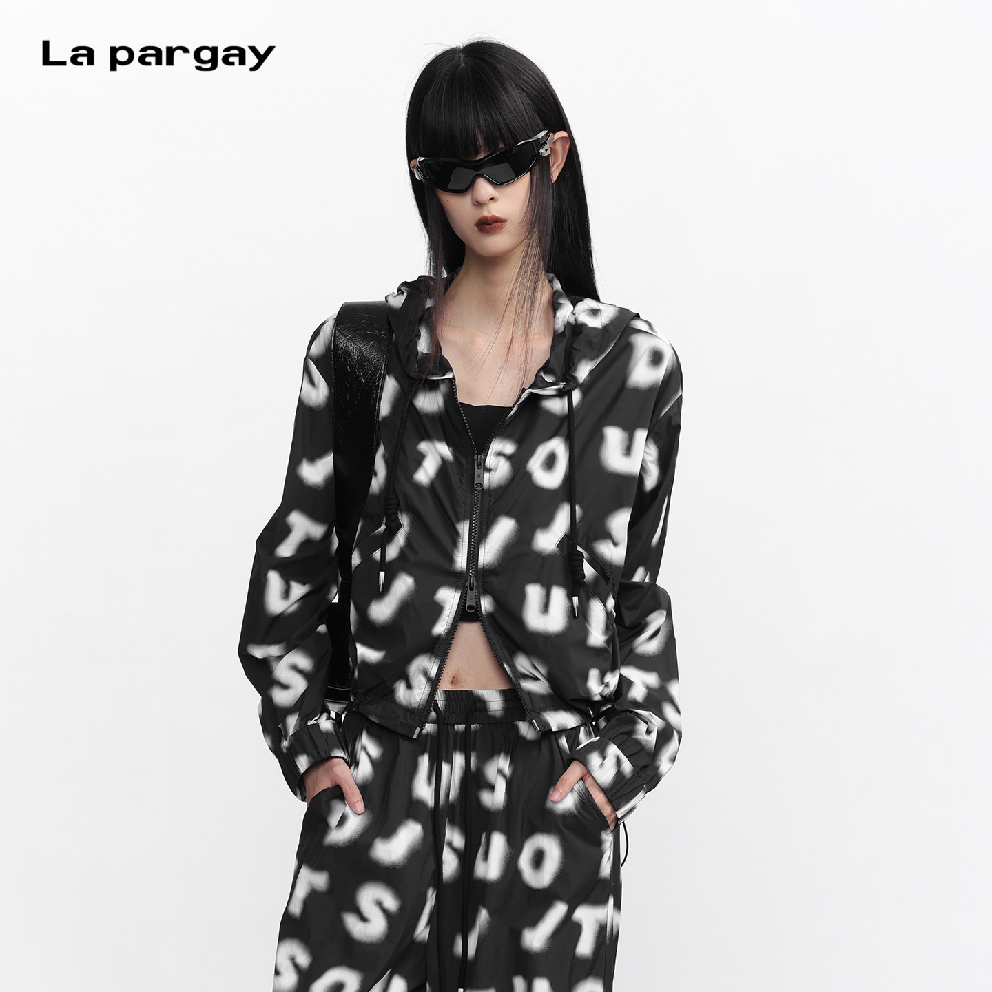 La pargay【A to Z】字母印花拉链薄外套  街头艺术  L75301230V