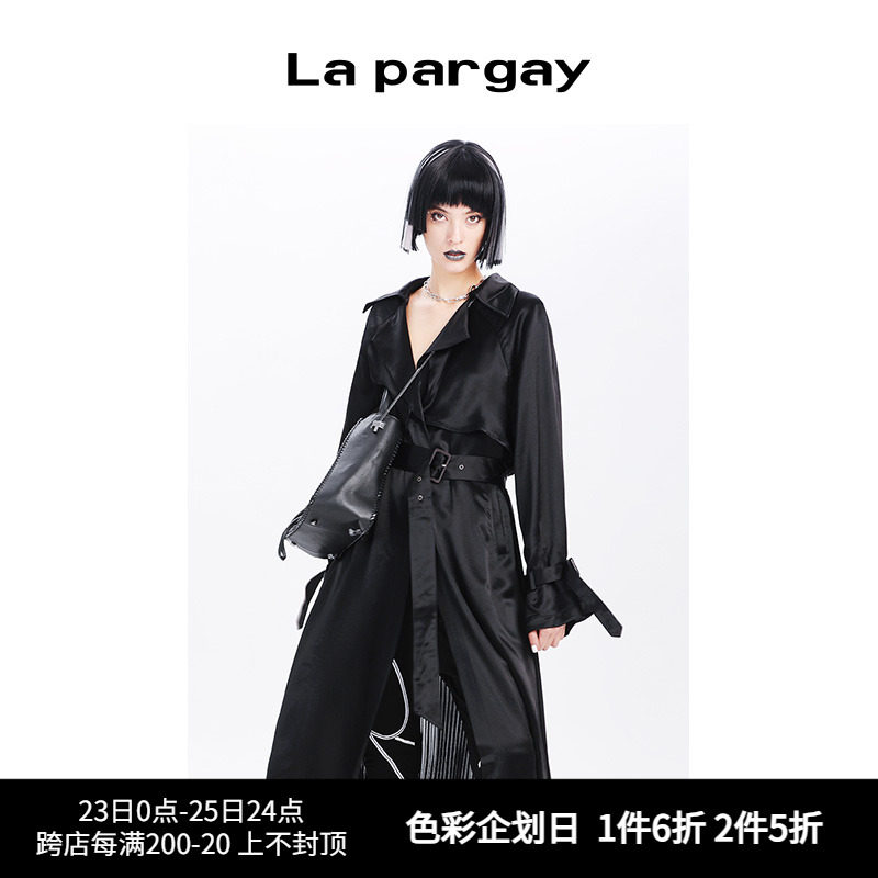 lapargay纳帕佳春季新款女装黑色上衣外套个性时尚长袖宽松长风衣