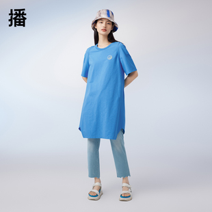 播2023夏季 创意感剪边艺术感渐变胶标连衣裙女BDQ2LD1411 商场同款