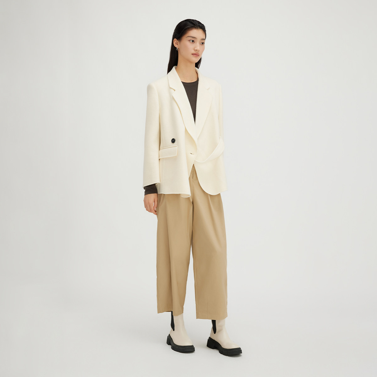 播简约翻边装饰毛呢大衣2023早秋显瘦通勤绵羊毛外套女DDQ4AD5225