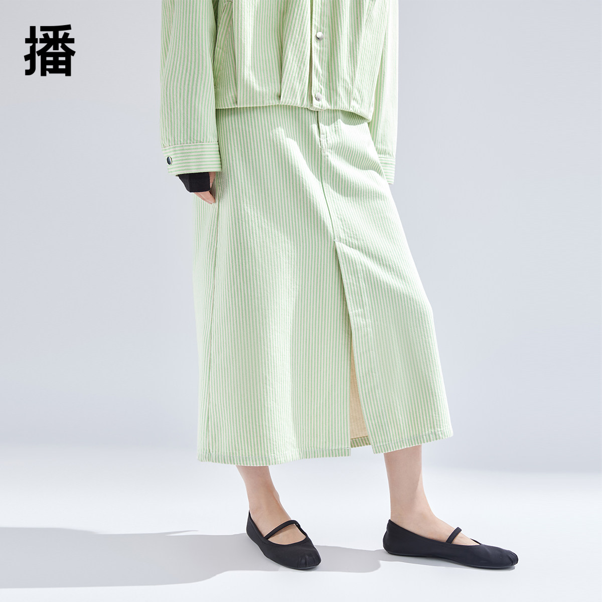 播牛仔半身裙女商场同款小个子高腰显瘦后开叉a字裙BDR1BD0278