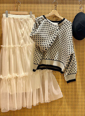 Beams2025秋冬 立体菠萝纹配色灯笼袖针织毛衣