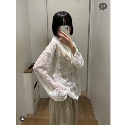 JS2026春夏 透丝蕾丝花朵交叉绑带连帽复古减龄小衫