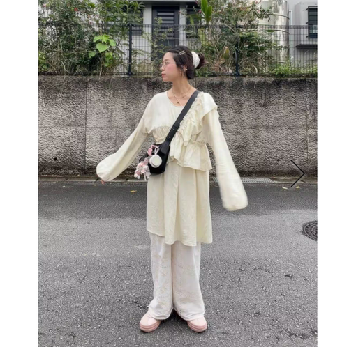 LF2026春夏 多变荷叶V领复古长袖连衣裙OP