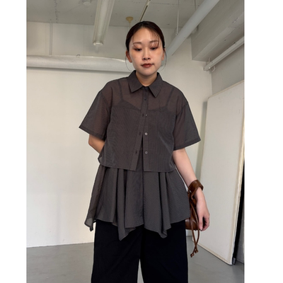 K*F2026夏季 不规则吊带+短袖短款衬衫 两件套