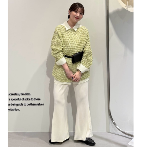 K*F2026春夏 垂感坑条显瘦纹理休闲喇叭长裤