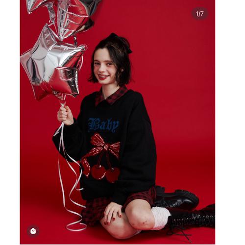 JT2025冬季 立体提花樱桃字母人气款圆领针织毛衣