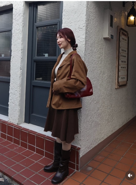 kas2025冬季 不规则裙摆毛边设计洋气百搭中裙