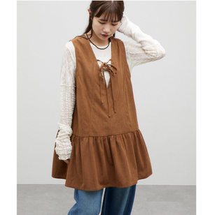 DC2025秋冬 细灯芯绒交叉绑带荷叶花边V领背心裙QC