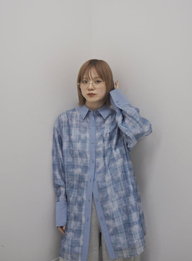 K*F2026春夏 重工双层微透感格纹宽松长袖衬衫
