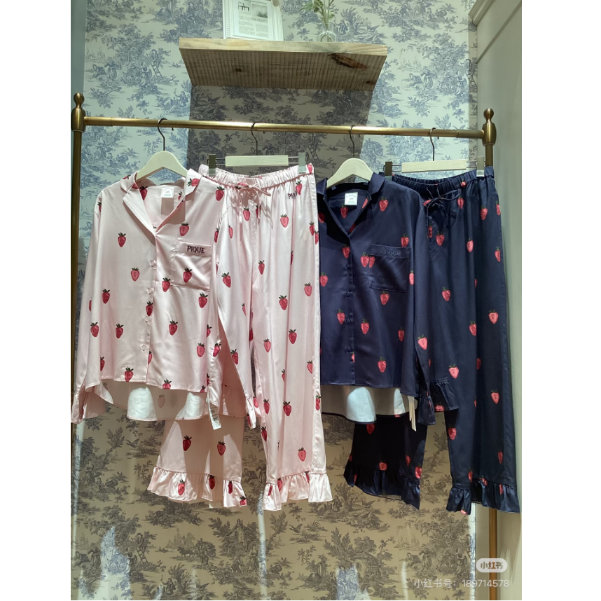 纯正！2025冬季 草莓满印减龄经典小翻领家居套装 睡衣,女士内衣/男士内衣/家居服,睡衣/家居服套装,淘宝优惠券,粉丝福利购,淘宝优惠卷