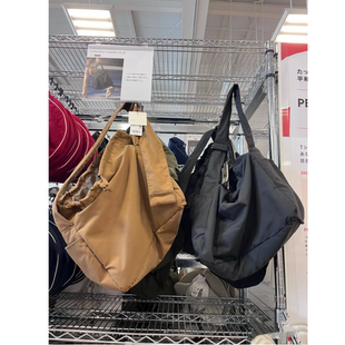 人气款 C系列 单肩斜挎休闲户外包包 稀缺 纯正