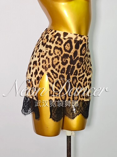 NeonDancer 新款女拉丁舞练功服 豹纹拼蕾丝花边包臀裙 带底裤