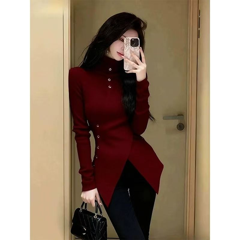 法式不规则收腰开叉高领针织衫