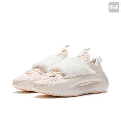 中国李宁男女子超越I䨻