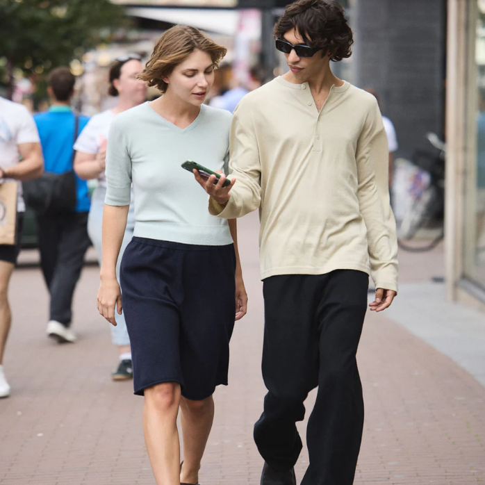 外贸原单 北欧春秋款女士羊绒彩色针织内搭外穿轻柔中袖毛衣上衣