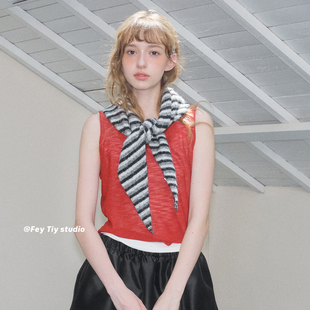 feytiy 黑白灰条纹针织三角巾小披肩女秋冬英伦时髦复古外搭围巾