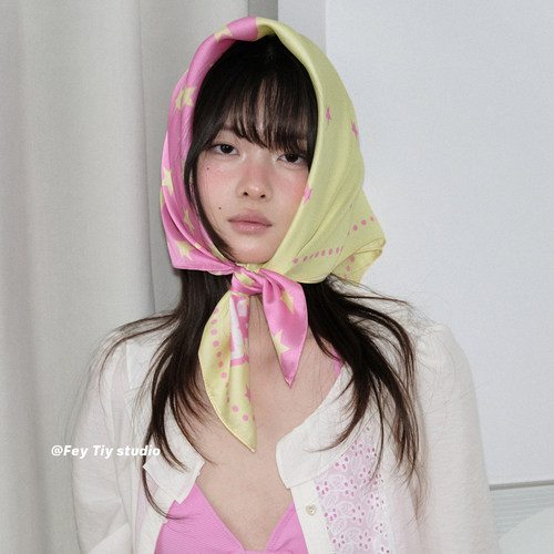 梦幻糖果屋黄粉撞色星星方巾丝巾