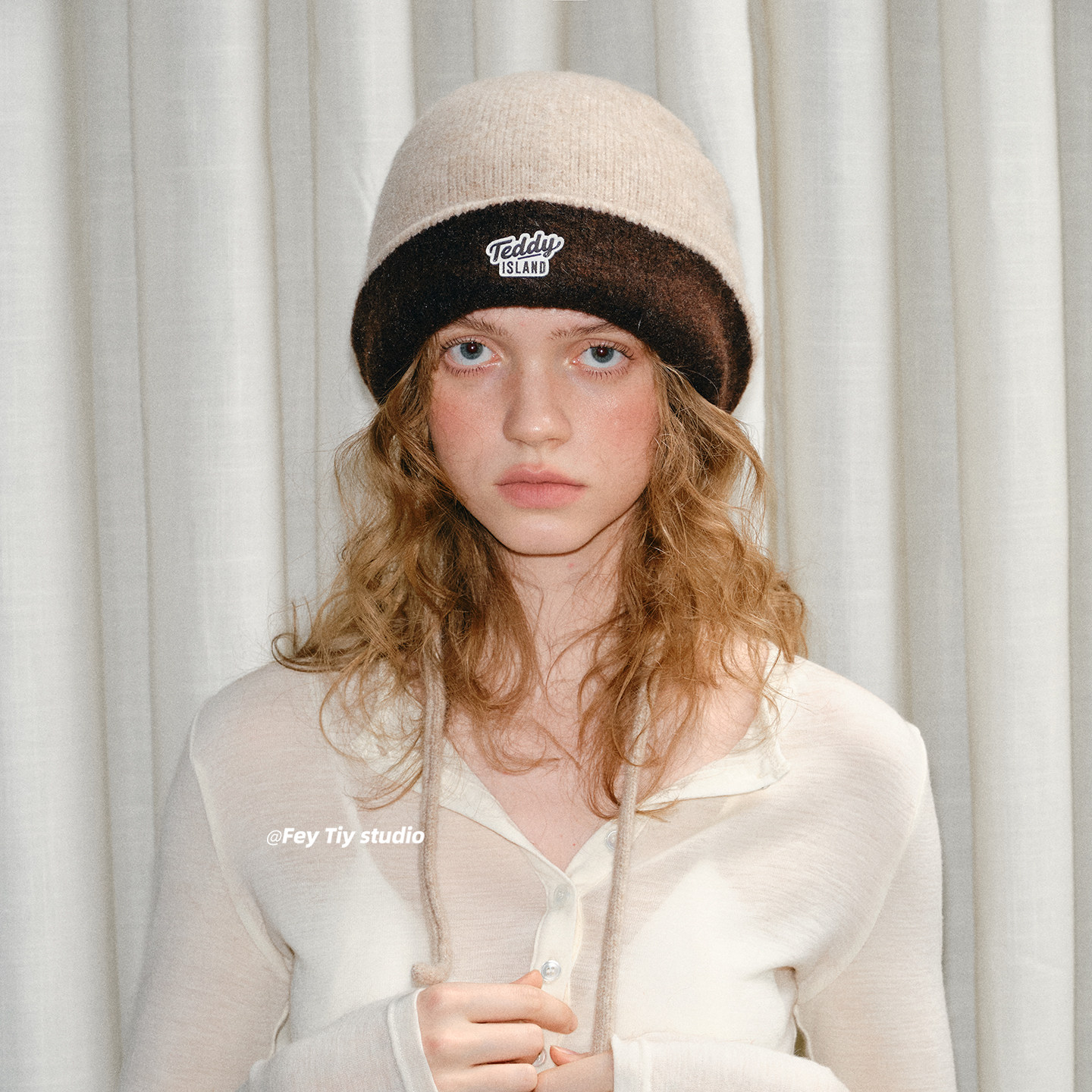 feytiy 帽型好 拼色系带针织帽 冬季加厚保暖显脸小护耳毛线冷帽,服饰配件/皮带/帽子/围巾,帽子,淘宝优惠券,粉丝福利购,淘宝优惠卷