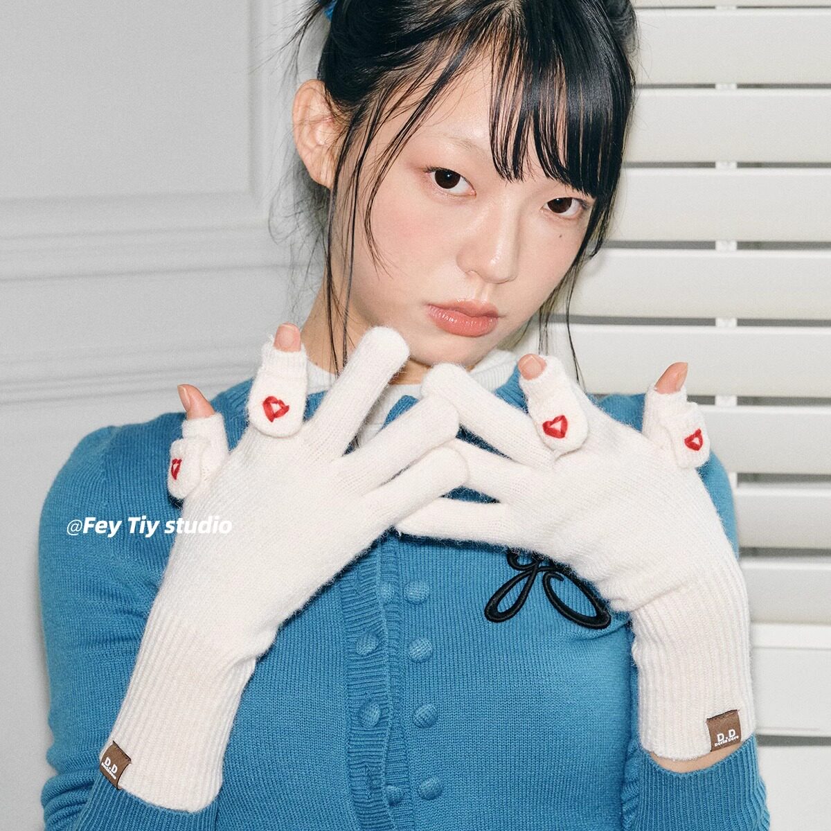 含羊毛爱心可触屏手套秋冬保暖