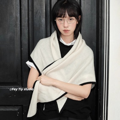 100%wool纯羊毛三角披肩