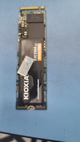 Kioxia/铠侠 RC10 NVMe 固态硬盘数据恢复死机蓝屏不认