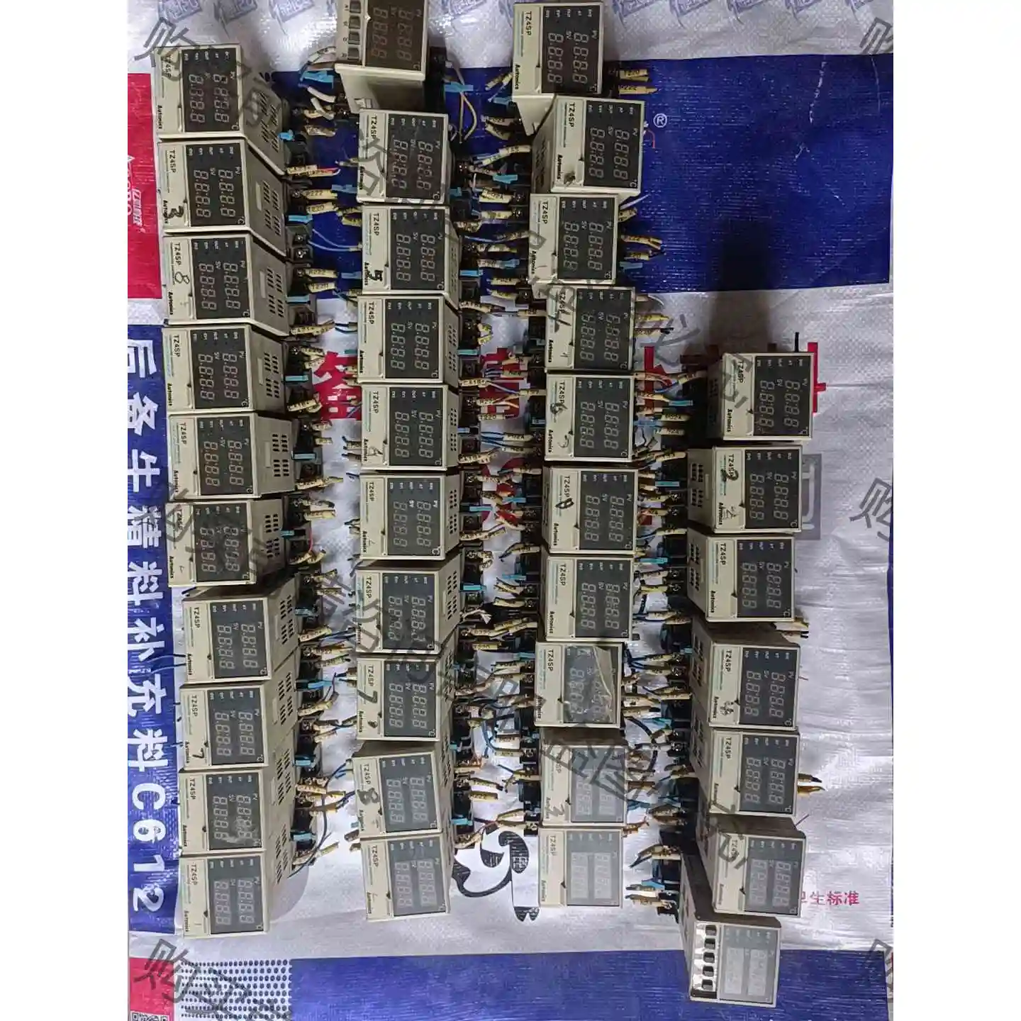 奥托尼克温控器TZ4SP-14S拆机37个实物拍摄需要的联系 议价 品质