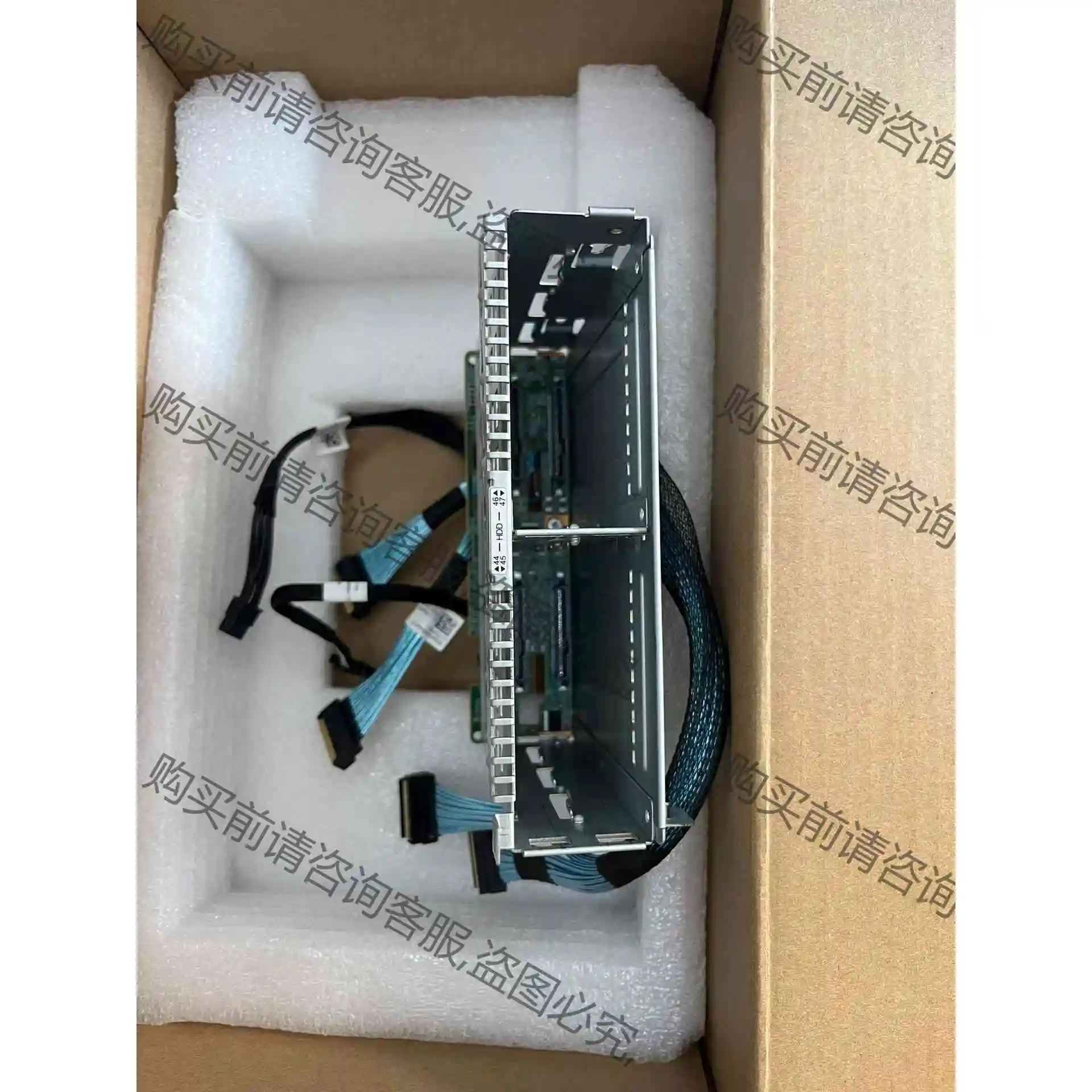 超聚变超聚变（αFUSION）4*2.5后置硬盘笼 议价 品质保证