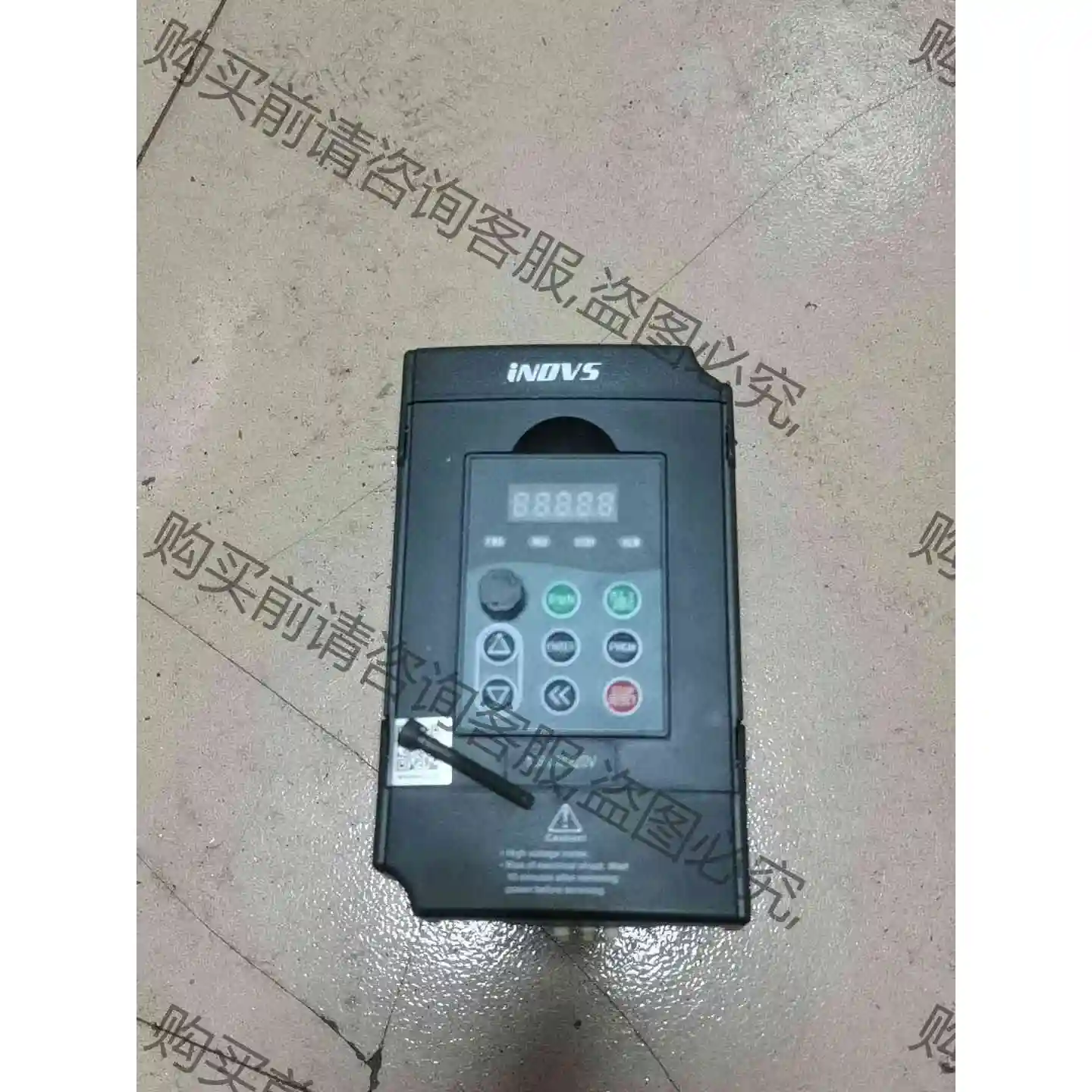 英捷思1.5KW 220V 变频器Y500-Y0015M1 议价 品质保证