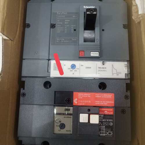 议价施耐德漏电保护器CVS250F-ViJ TM250D 4