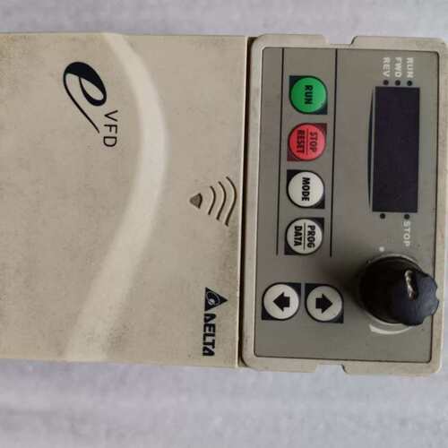 议价拆机件台达变频器VFD007E43A，0.75KW，实物拍摄
