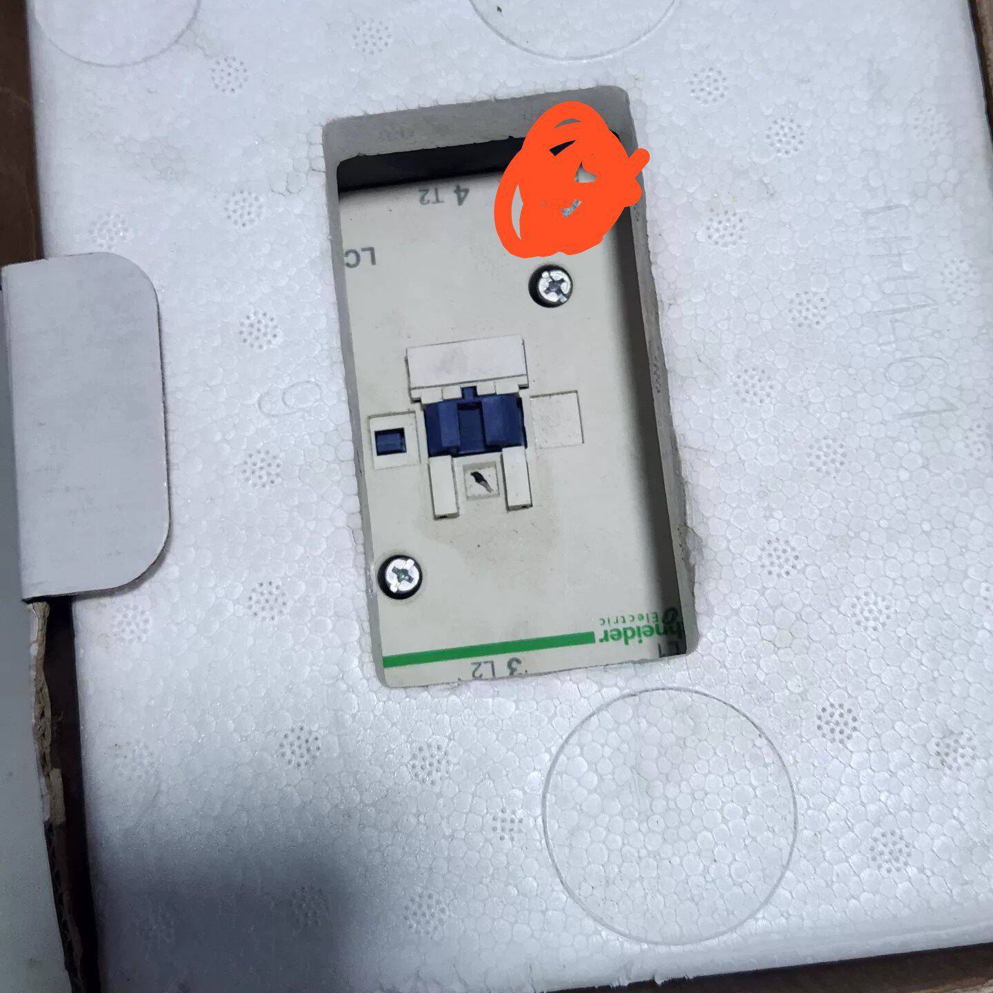 议价施耐德交流接触器，型号：LC1D150..C 仓库备件，拿来