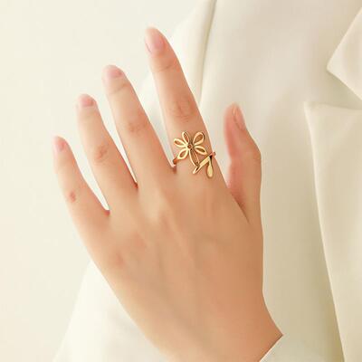 韩版简约花瓣钛钢戒指女小众高级