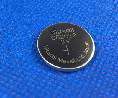 配套电池：Maxell麦克赛尔/CR2032纽扣电池 3V锂电池