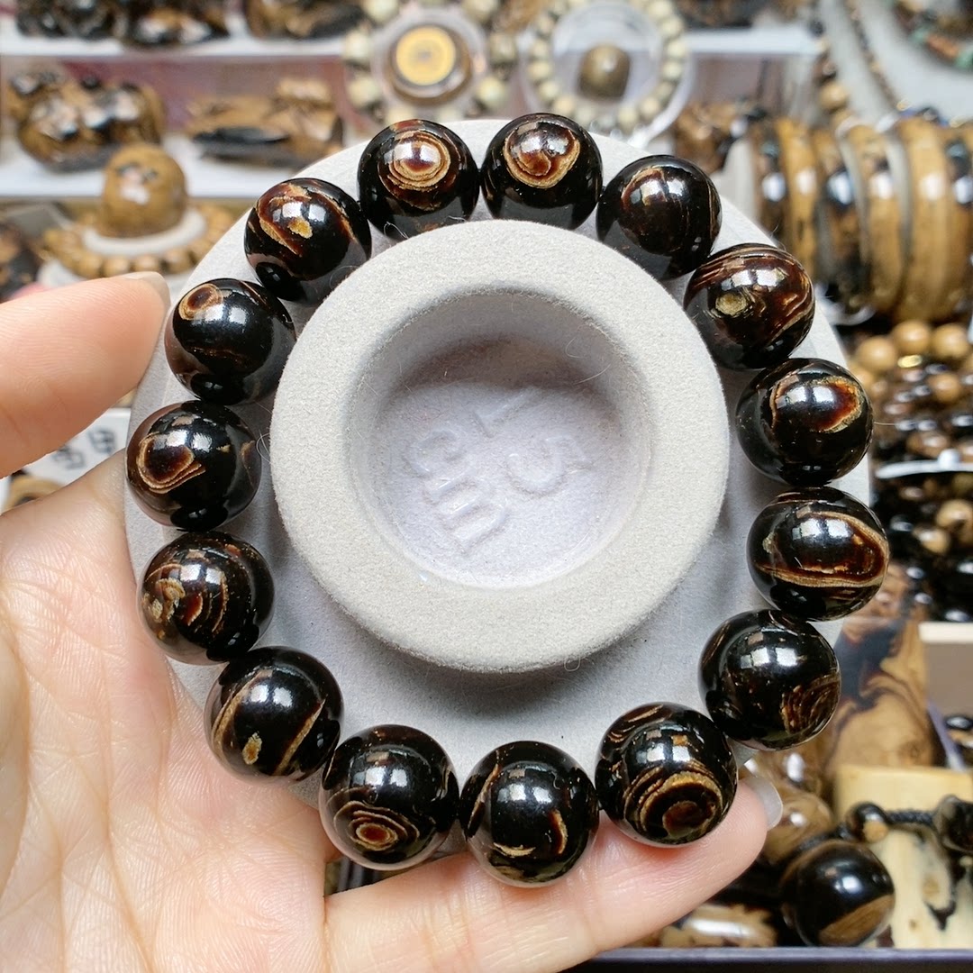 1.4妖花鬼眼手串特惠