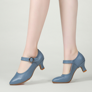 摩登舞鞋广场舞鞋春秋中跟舞蹈鞋女软底真皮四季交谊舞室外跳舞鞋