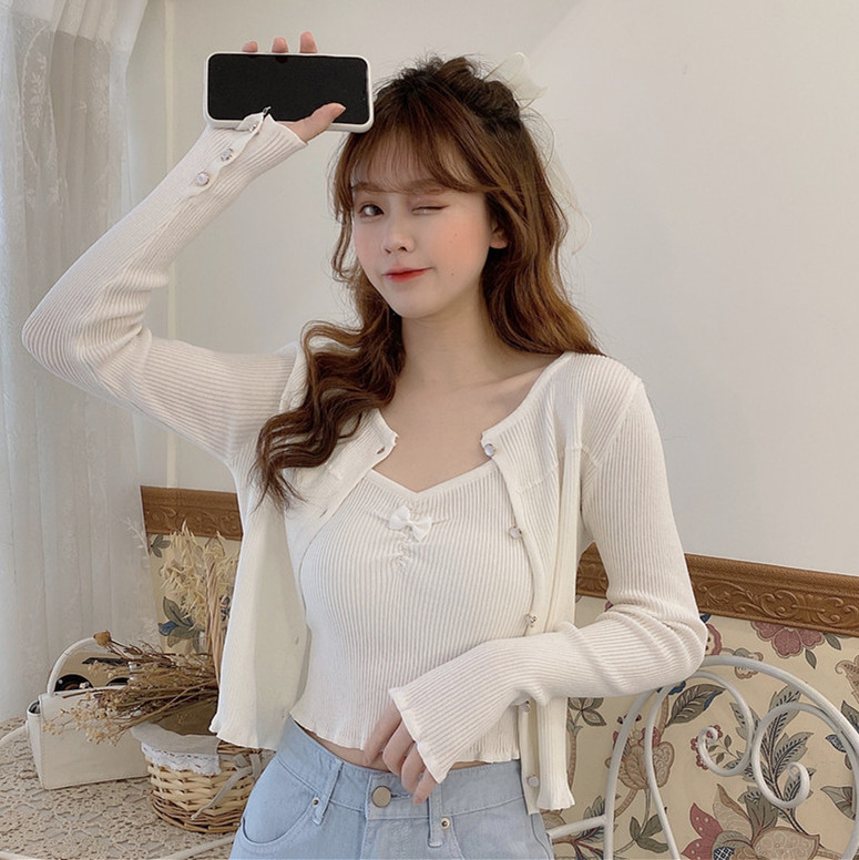 Real shooting and real price spring new Korean bow with suspender women's short cardigan jacket sweater suit